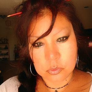 Meet your Posher, Mia